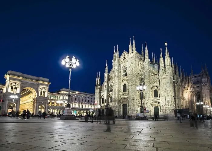 Apartment View Luxury Duomo Milan